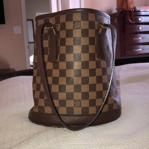 ⭐️EUC Louis Vuitton Damier PM Bucket Bag AUTHENTIC